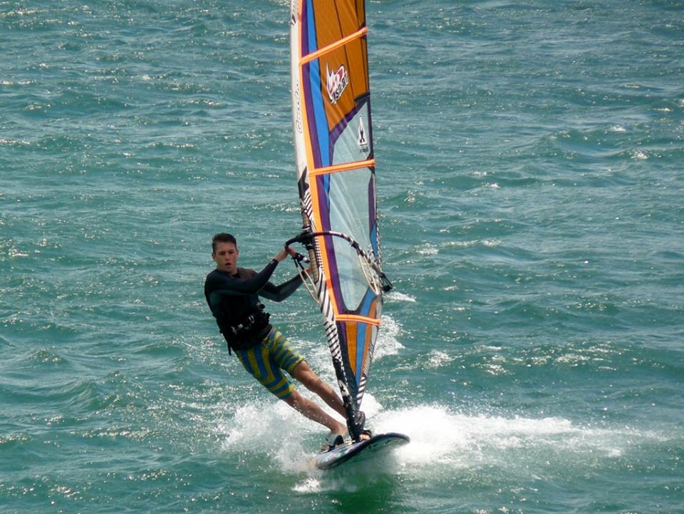 windsurfing